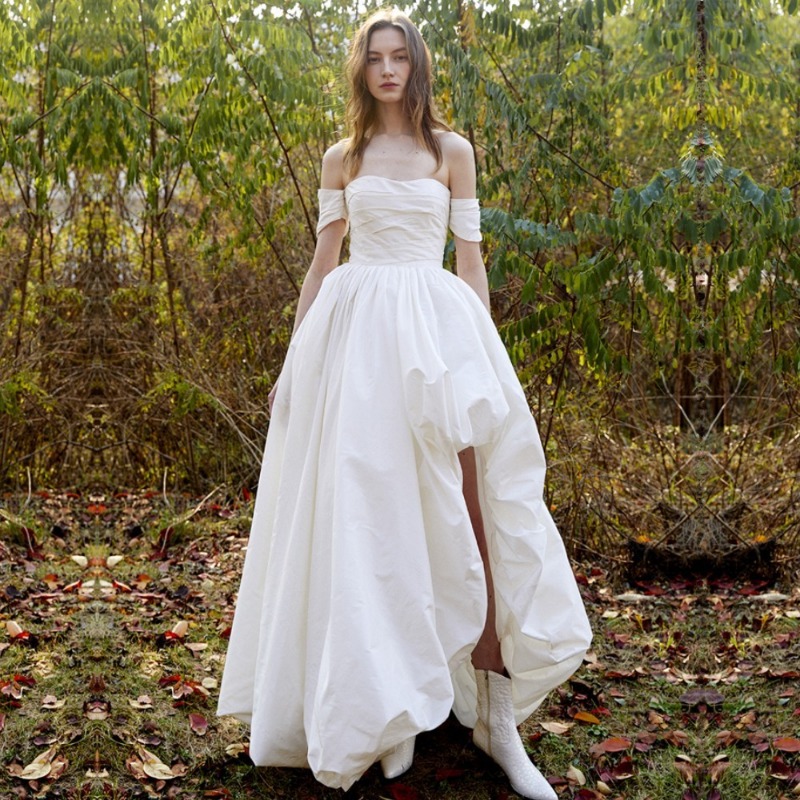 One Shoulder Strapless Simple  - đánh giá và giá Photography Natural Lighting
